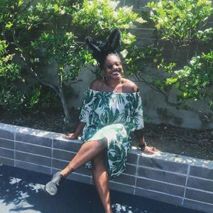 Meet your Posher, Veronica